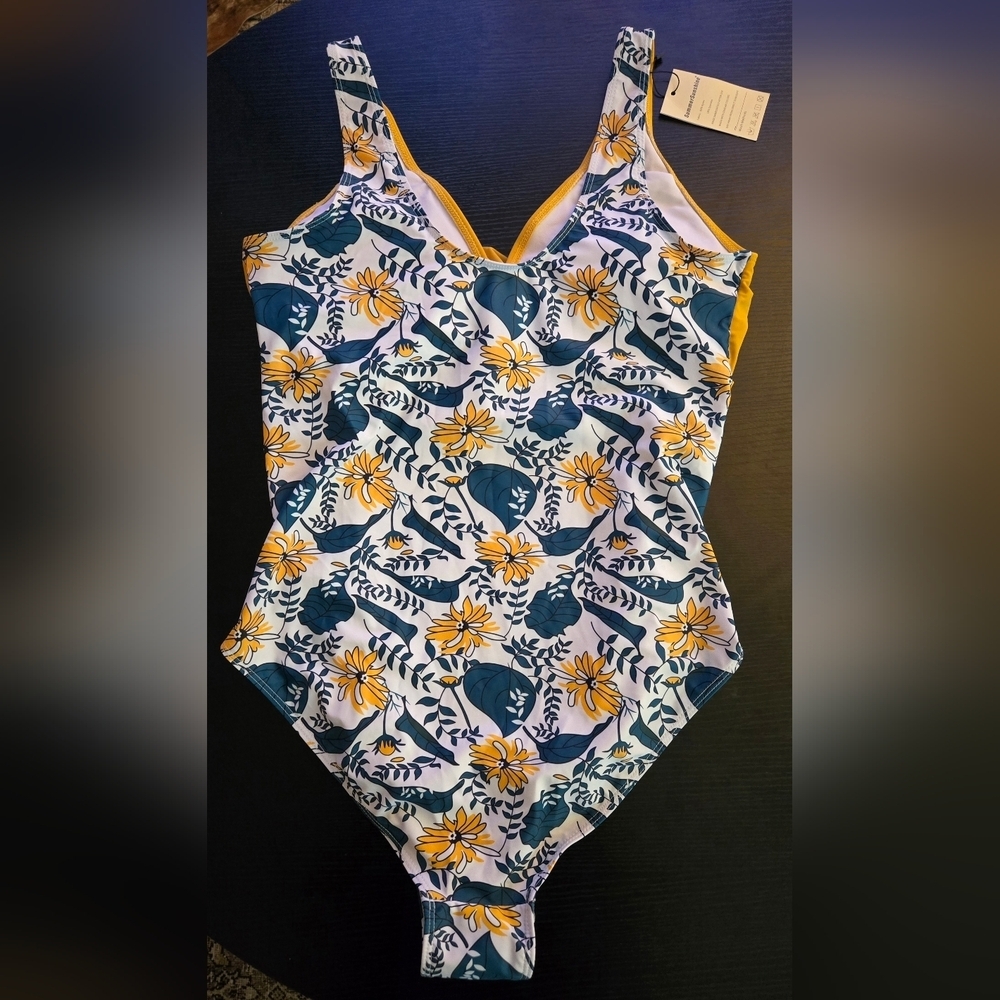 📣 Summershine 🌞 Maternity 🫄👶 One Piece🩱 Swimsuit 🏊 Size Large 🆕 Tags 🌞 - Picture 5 of 8